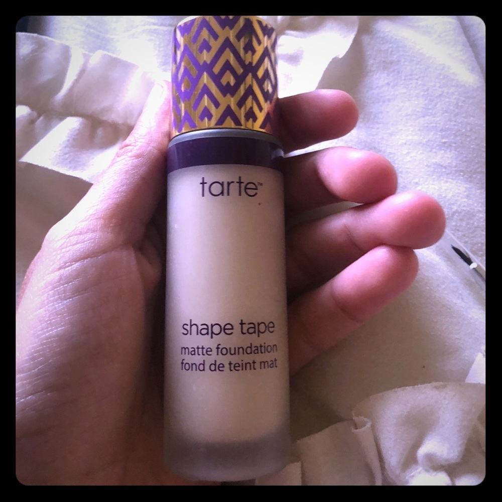 Tarte shape tape matte foundation